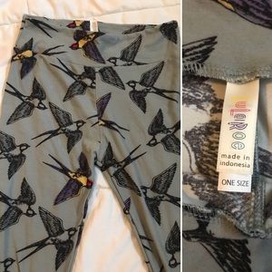 New One Size Bird Leggings